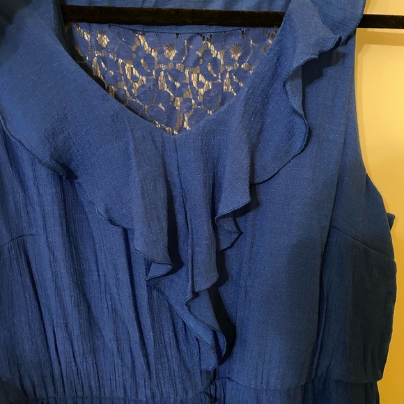 Vibrate blue sleeveless maxi dress with lace back detail - Picture 2 of 4